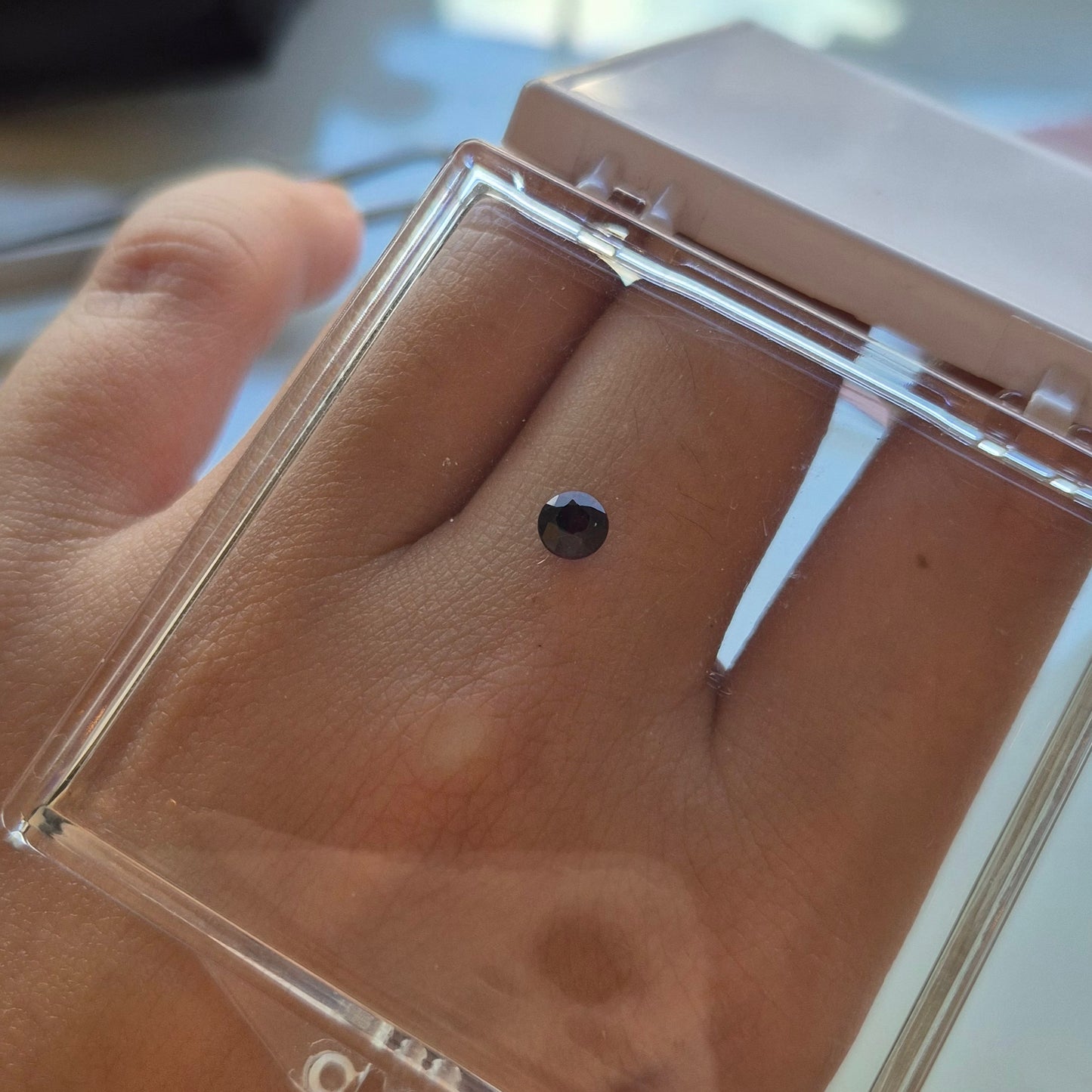 0.50ct Round cut Violet Sapphire