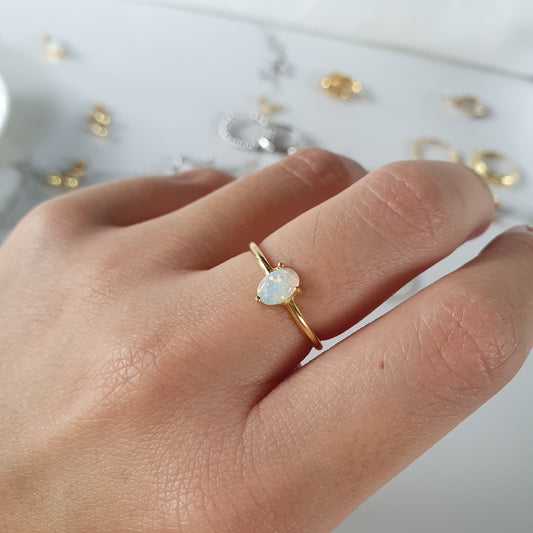 3-Prong Set Oval Opal Gemstone Ring