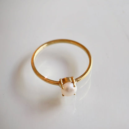 ONHAND: Prong set Pearl in 14k Gold