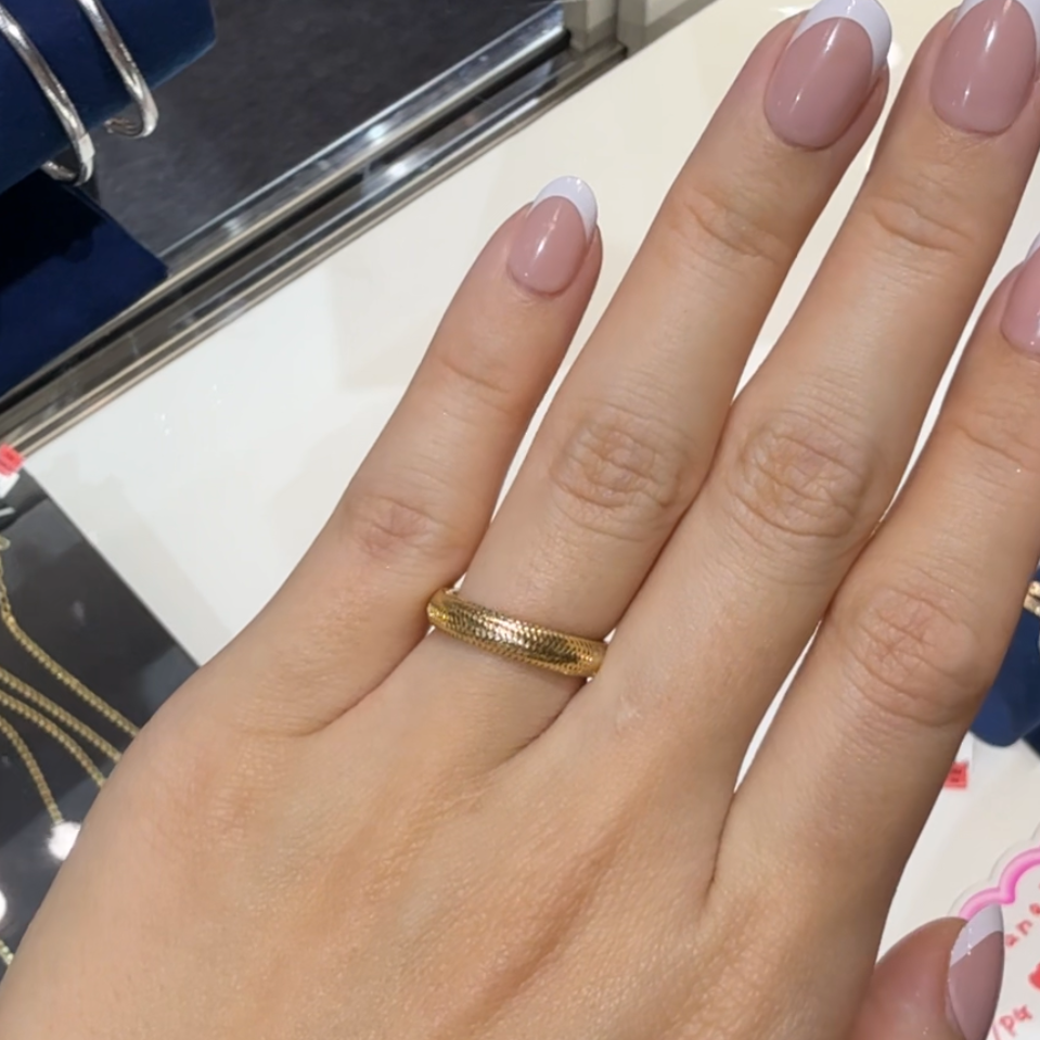 ON HAND 18K Yellow, Rose & White Gold Stretchy Ring