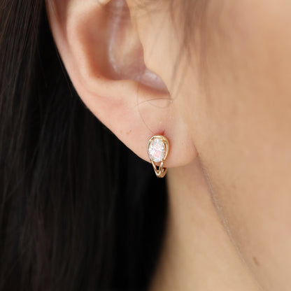 PRE-ORDER 0.64 TCW Cool Girl Oval Lab Diamond Split Shank Hoop Earrings in 14K Gold