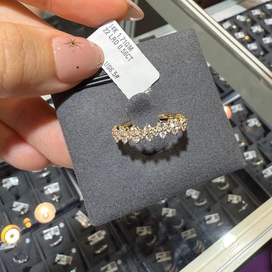 PRE-ORDER 0.56 TCW Alternating Round Lab Diamond Half Eternity Ring in 14K (SZ 6.5)