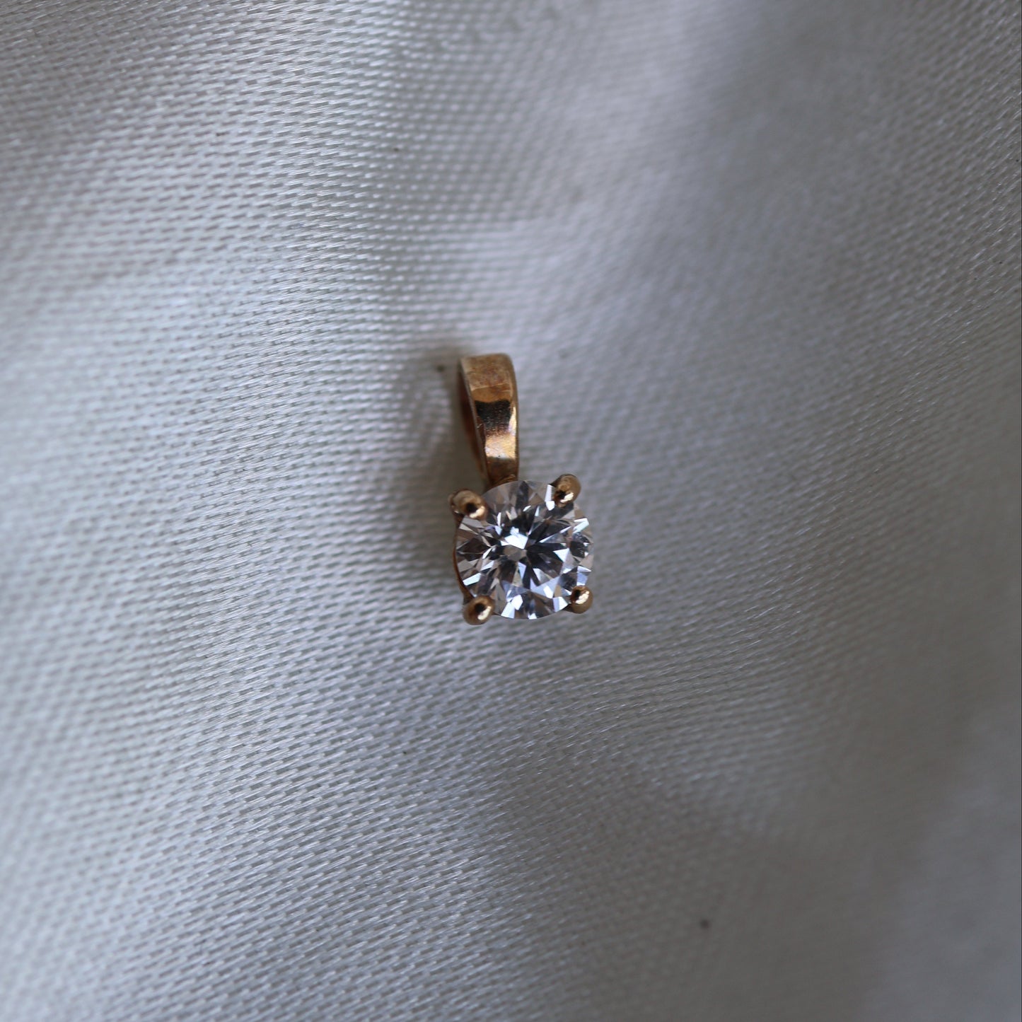 SAMPLE SALE: 0.50 CT Lab Diamond Pendant in 14K Yellow Gold