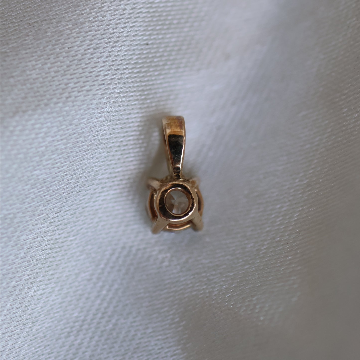 SAMPLE SALE: 0.50 CT Lab Diamond Pendant in 14K Yellow Gold