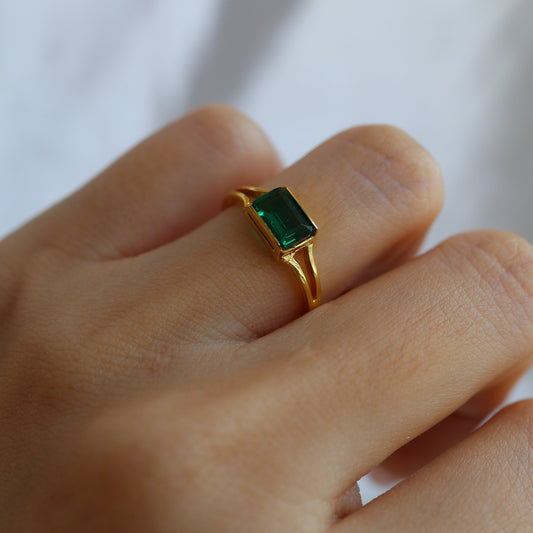 SAMPLE SALE: 1 CT Emerald Cut Emerald Split Shank 14K YELLOW Gold Ring SZ 5.5