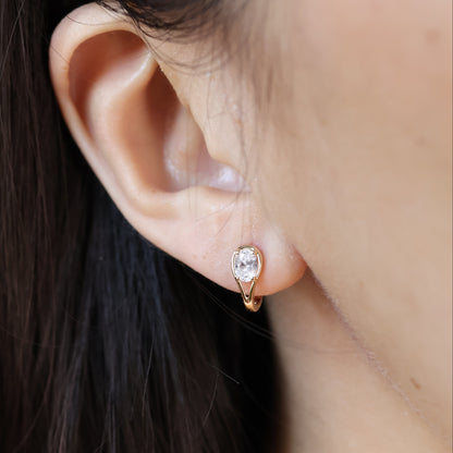 PRE-ORDER 0.64 TCW Cool Girl Oval Lab Diamond Split Shank Hoop Earrings in 14K Gold