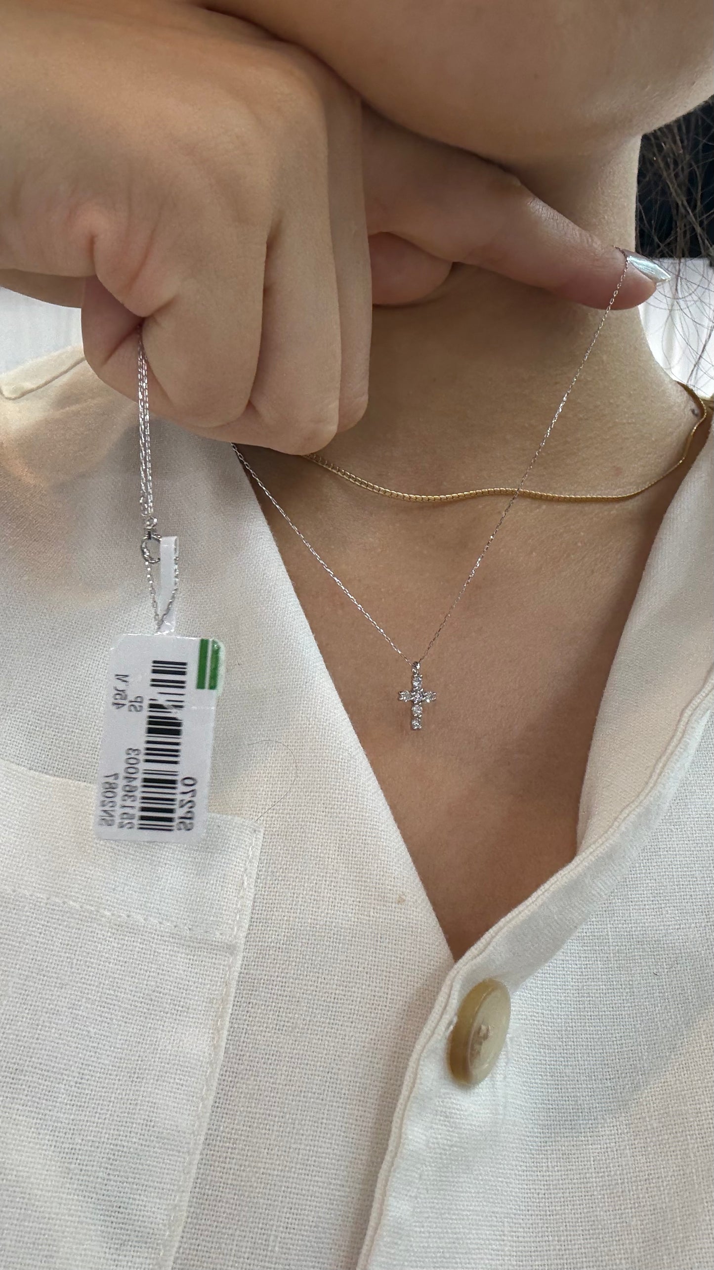 PRE-ORDER 0.2 TCW Natural Diamond Cross Necklace in Platinum