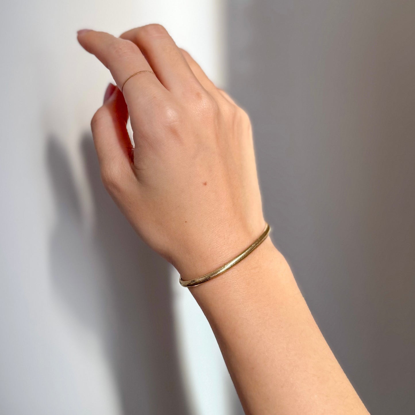 PRE-ORDER 18K Yellow, Rose, & White Gold Stretchy Bangle