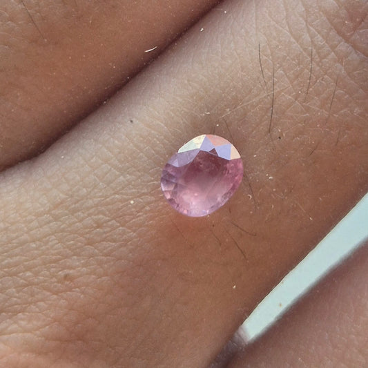 0.87ct Pink Oval cut Sapphire