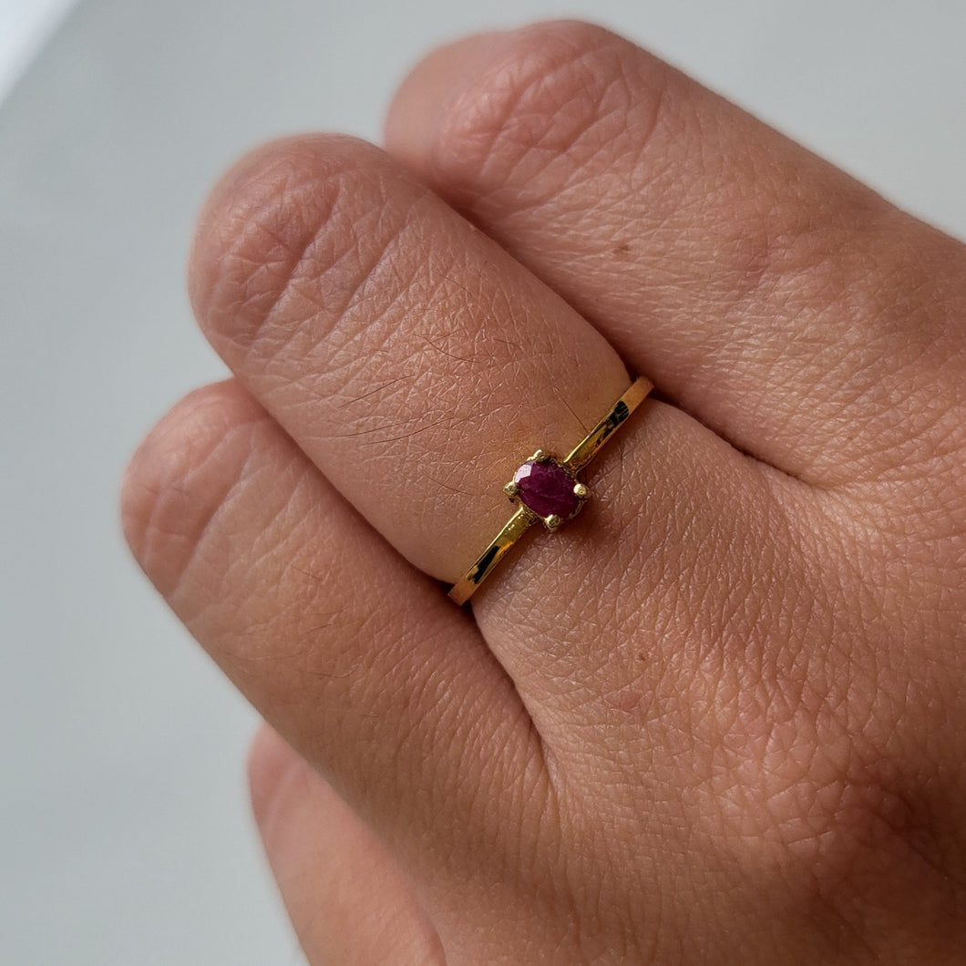 ONHAND: Prong Set Oval Ruby in 14k Gold